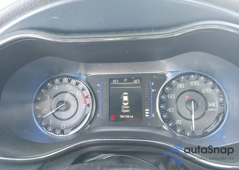 2016 Chrysler 200 S из США, поврежденный, VIN 1C3CCCBB1GN174701